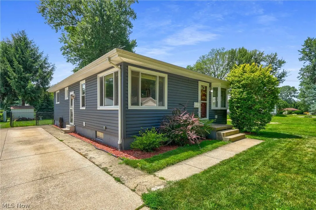 626 Alameda Avenue, Cuyahoga Falls, OH 44221 - #1