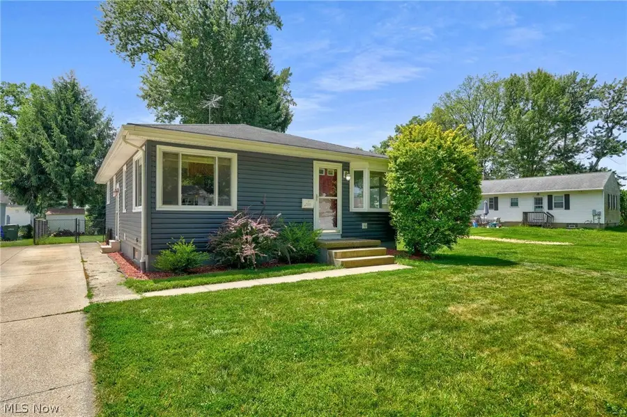 626 Alameda Avenue, Cuyahoga Falls, OH 44221 - #3