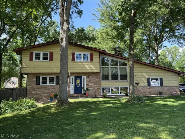 99 Lucy Lane, Northfield, OH 44067