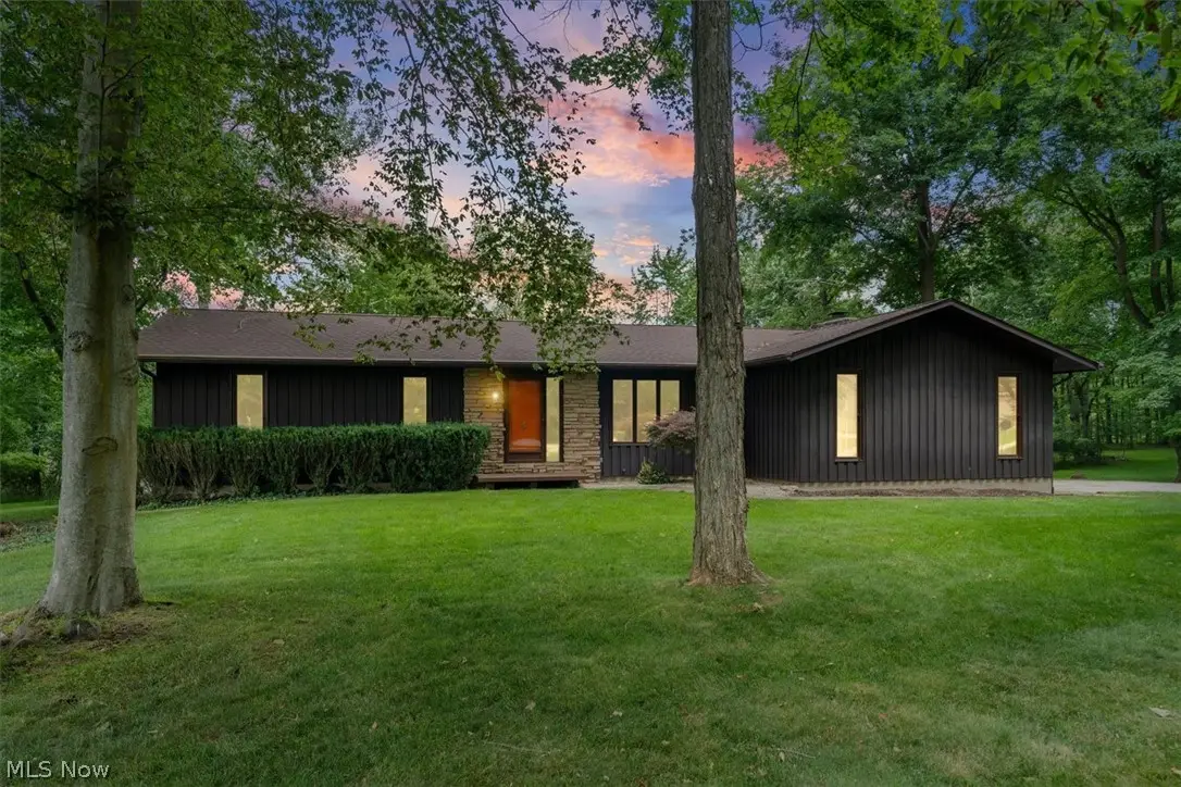 409 Whittlesey Drive, Tallmadge, OH 44278 - #1