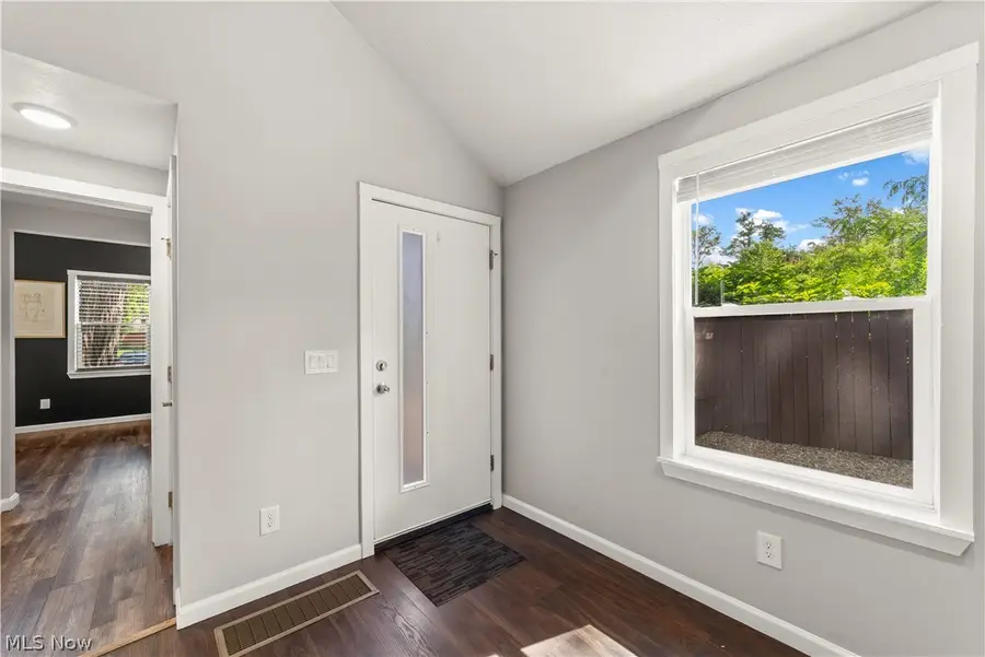 1615 Auburn Avenue, Cleveland, OH 44113 - #3