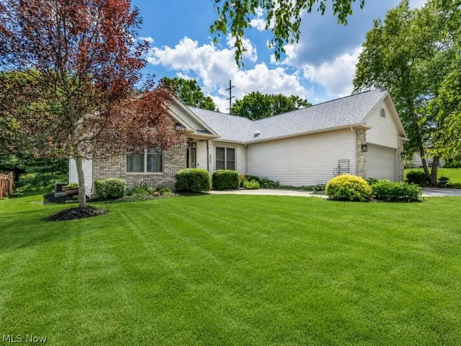 20427 Scotch Pine Way, Strongsville, OH 44149 - #2