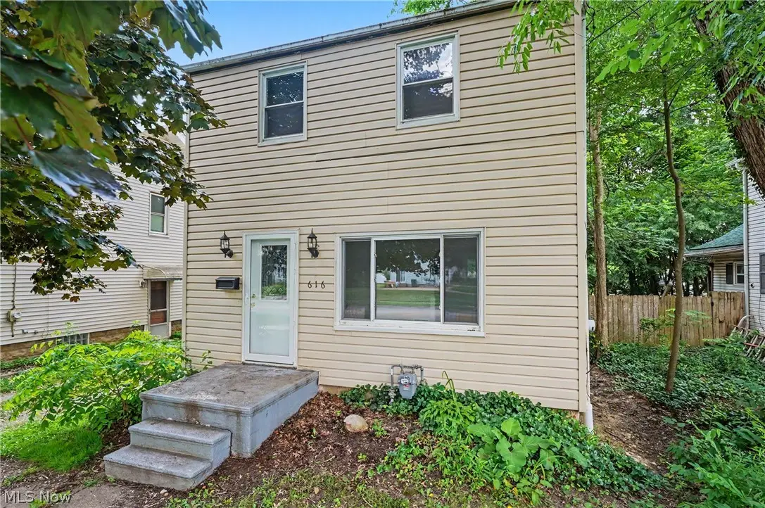 616 Tallmadge Road, Cuyahoga Falls, OH 44221 - #1