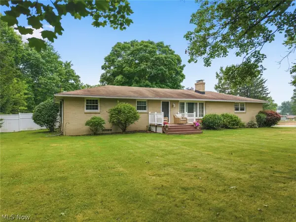 5147 Broadway Ne Avenue, Louisville, OH 44641