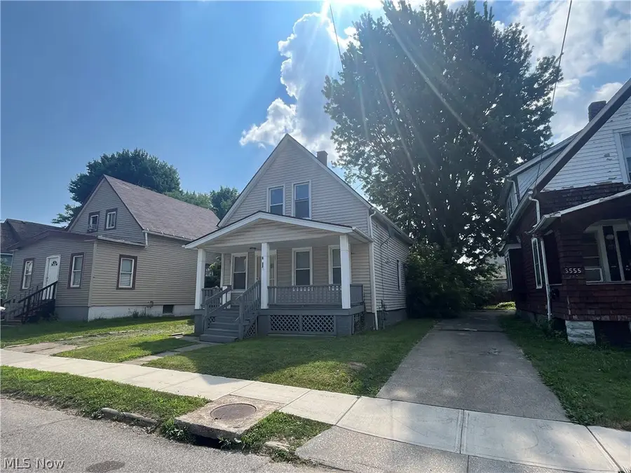 3551 W 67th Street, Cleveland, OH 44102 - #3