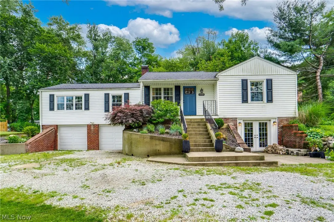 5560 East Nw Boulevard, Canton, OH 44718 - #1