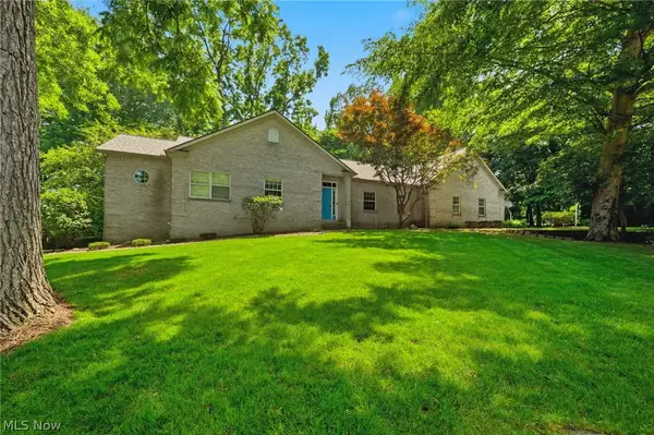 1524 Whittier Ne Street, Canton, OH 44721