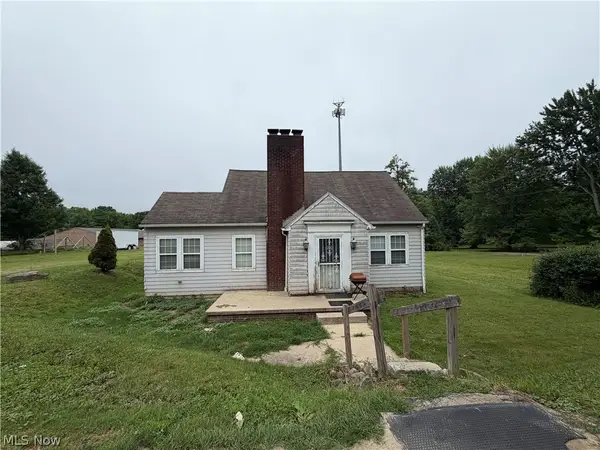 1564 Niles Cortland Road, Warren, OH 44484