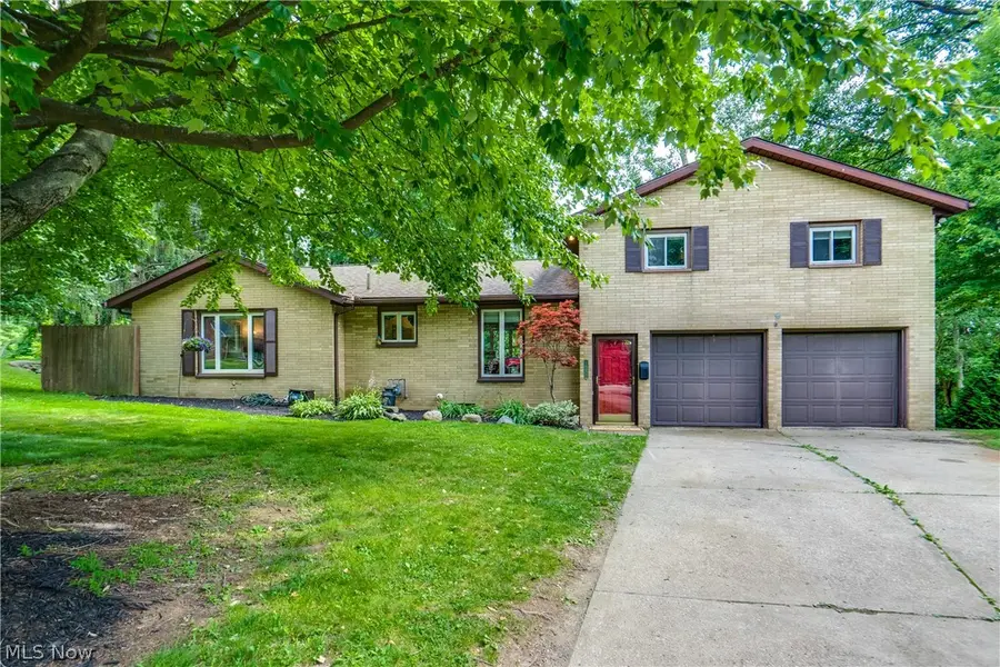 1501 Corrib Nw Avenue, Canton, OH 44708 - #2