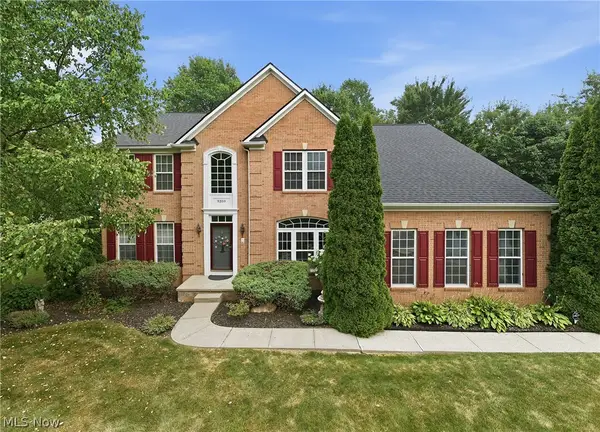 9359 Ashcroft Lane, Twinsburg, OH 44087