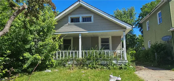 7705 New York Avenue, Cleveland, OH 44105