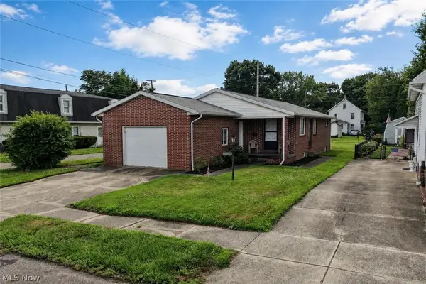 1022 Logan Nw Avenue, New Philadelphia, OH 44663