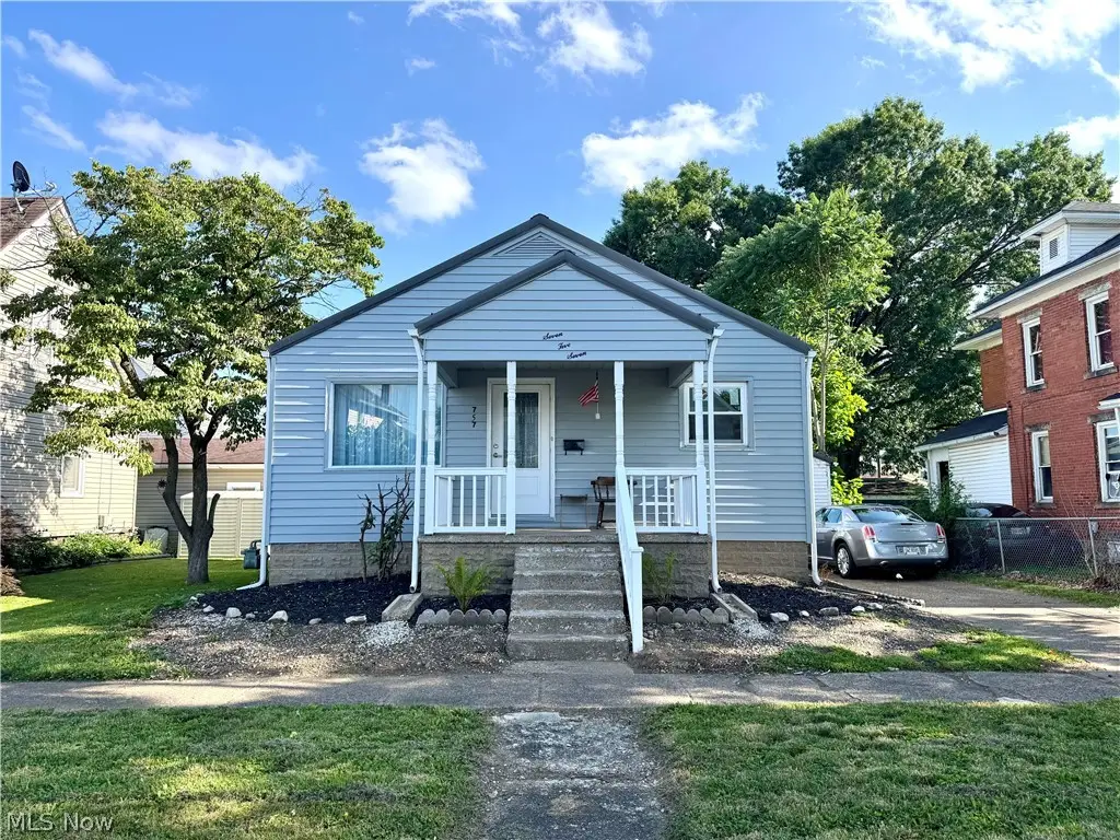 757 Elm Street, Coshocton, OH 43812 - #1