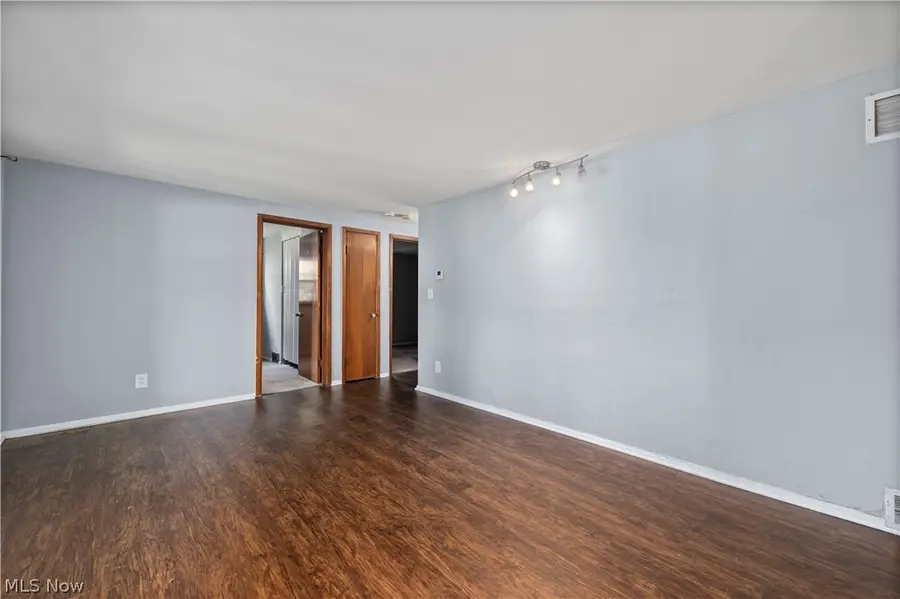2886 Grant Street, Lorain, OH 44052 - #3