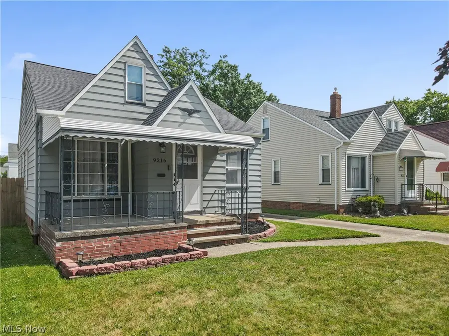 9216 Behrwald Avenue, Brooklyn, OH 44144 - #2
