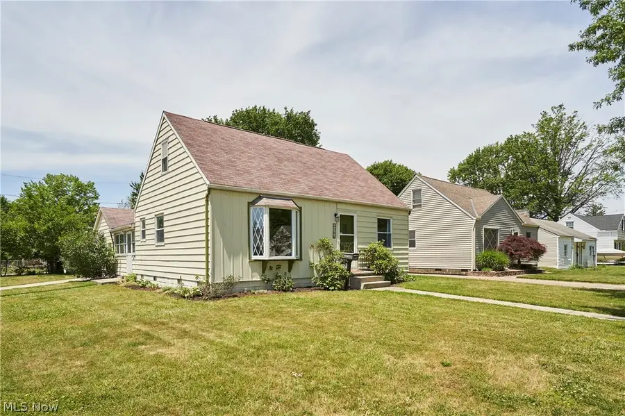 4340 W 189th Street, Cleveland, OH 44135 - #2