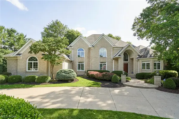3740 Winterberry Drive, Akron, OH 44333