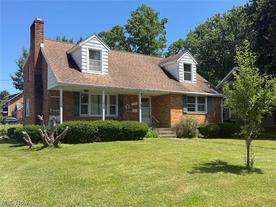 1810 Parkway Boulevard, Alliance, OH 44601 - #3