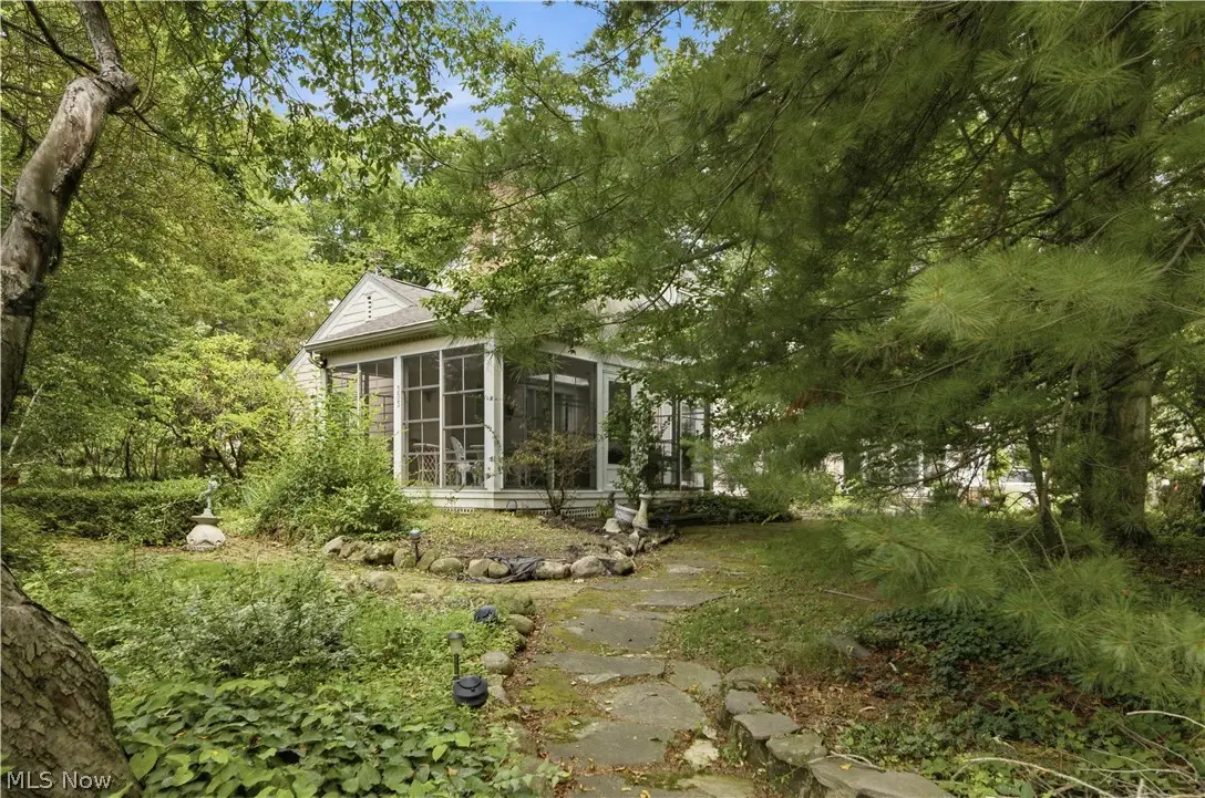 303 Cordelia Sw Street, North Canton, OH 44720 - #1