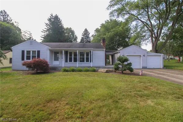 2497 Rosewae Drive, Youngstown, OH 44511