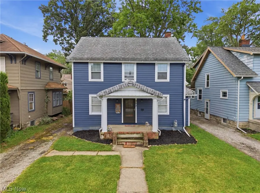 323 Denison Avenue, Elyria, OH 44035 - #2