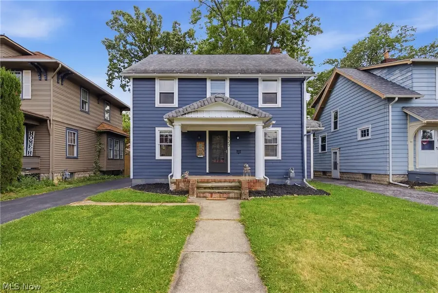 323 Denison Avenue, Elyria, OH 44035 - #3