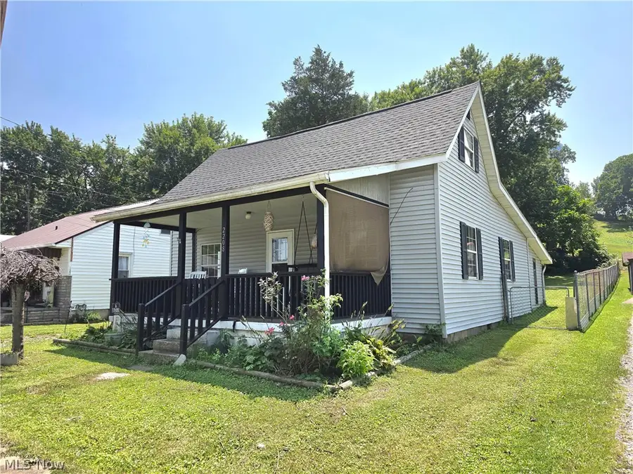 2208 11th Avenue, Parkersburg, WV 26101 - #3
