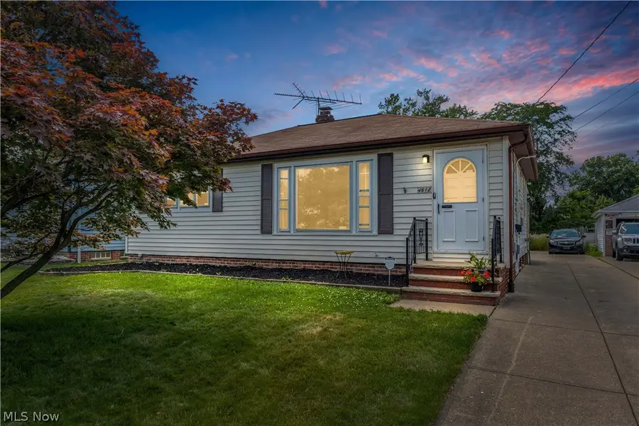 4612 W 156th Street, Cleveland, OH 44135 - #2