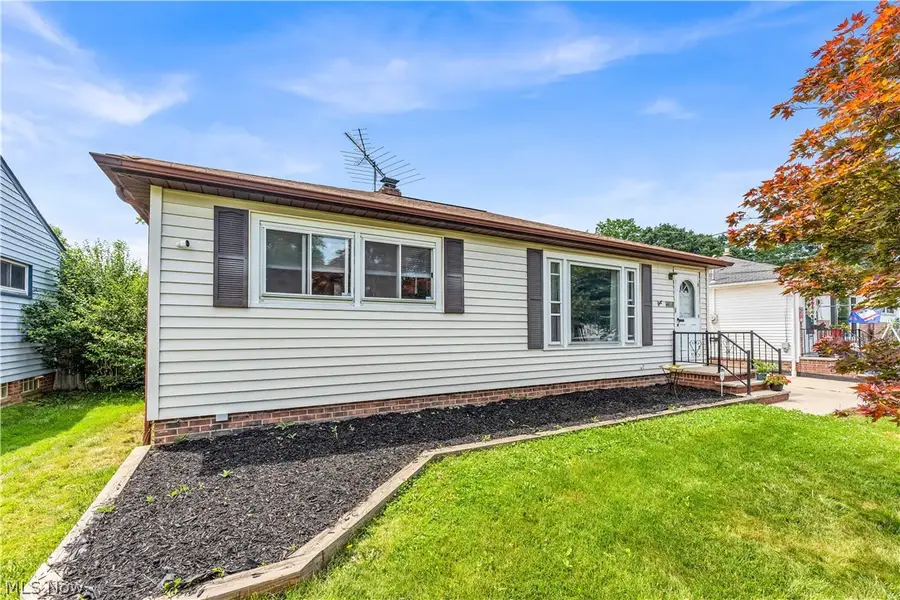 4612 W 156th Street, Cleveland, OH 44135 - #3