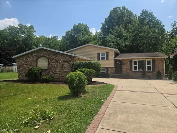 2042 Coit Nw Drive, Warren, OH 44485