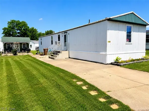360 S Main St #708, West Salem, OH 44287