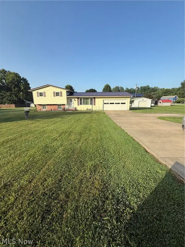 24561 County Road 24, Coshocton, OH 43812