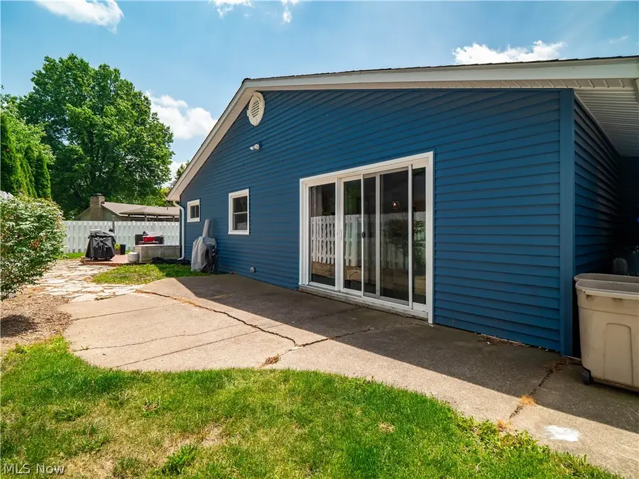 557 Crossbrook Drive, Berea, OH 44017 - #3