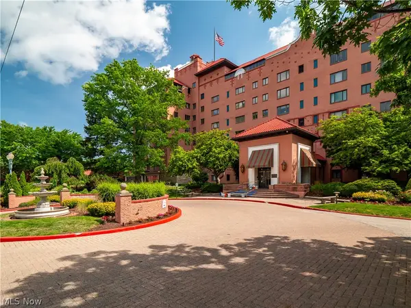 19000 Lake Road #5427, Rocky River, OH 44116