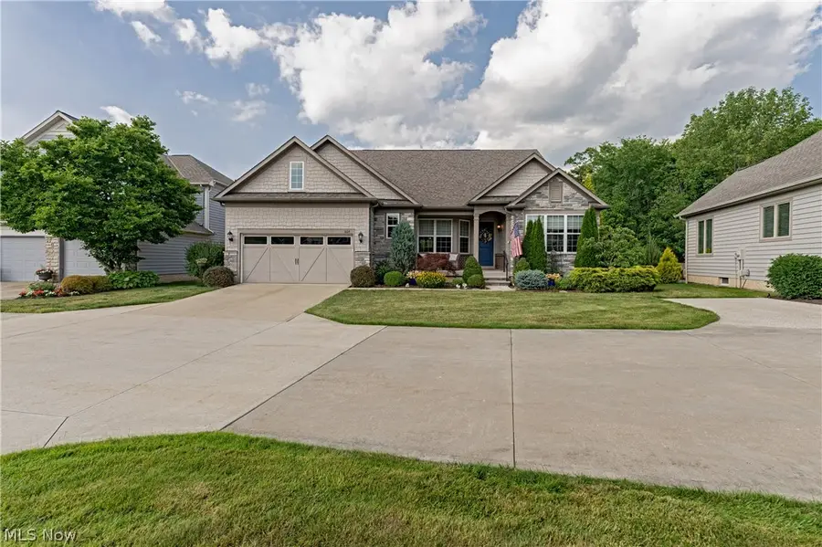 609 Burgess Circle, Aurora, OH 44202 - #2