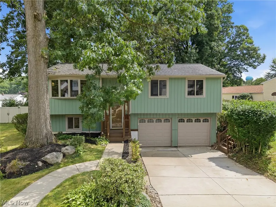 163 Oakhurst Drive, Munroe Falls, OH 44262 - #2