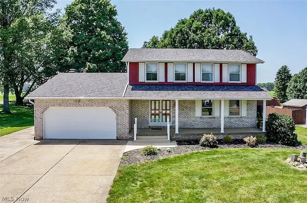11937 Basswood Nw Avenue, Uniontown, OH 44685