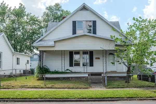 911 Dickel Avenue, Parkersburg, WV 26101