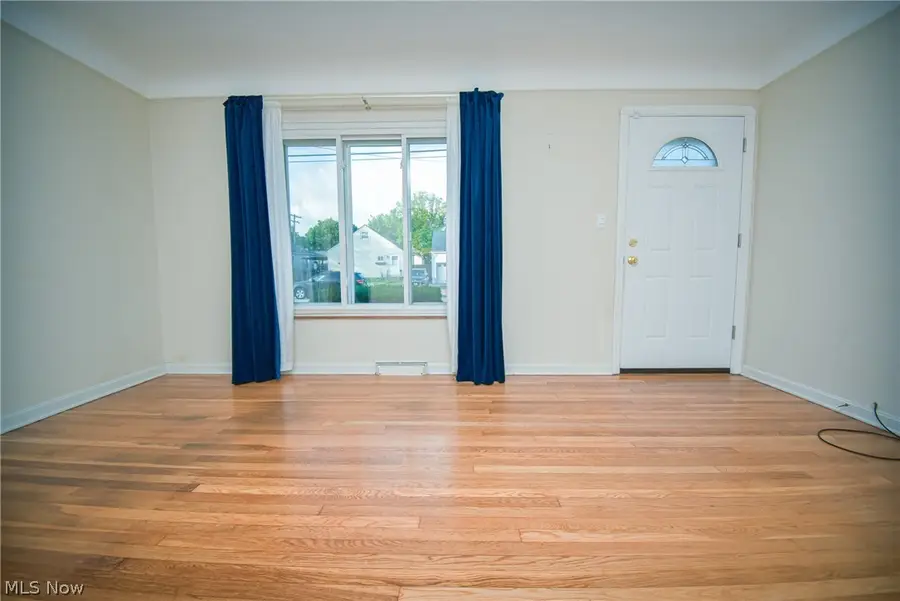18400 Rockland Avenue, Cleveland, OH 44135 - #3
