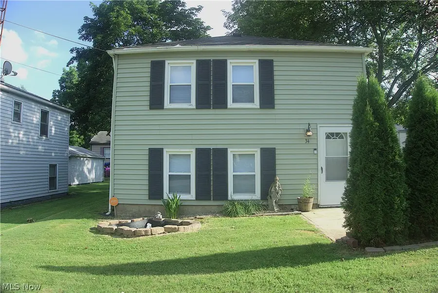 34 Kenmore Avenue, Barberton, OH 44203 - #2