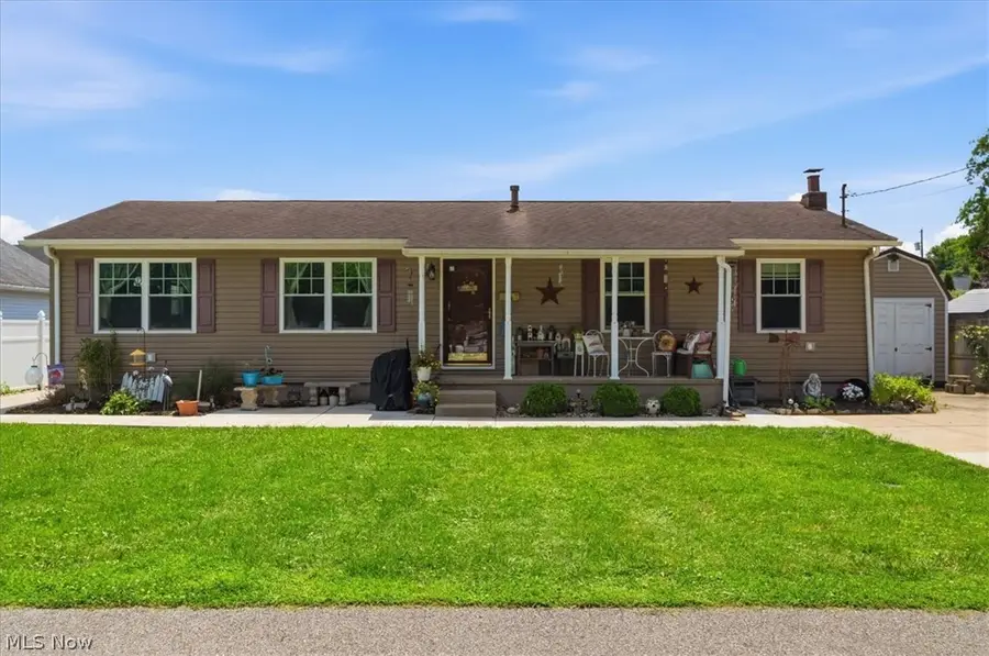 104 41st Street, Vienna, WV 26105 - #2