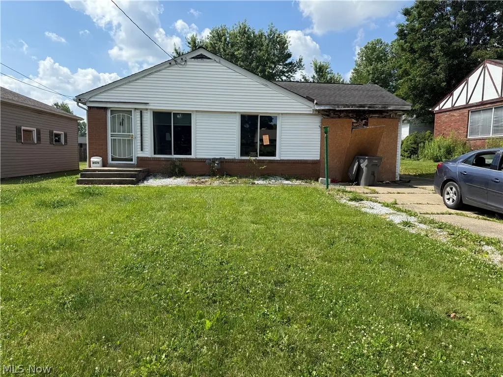 2573 San Pedro Drive, Youngstown, OH 44511 - #1