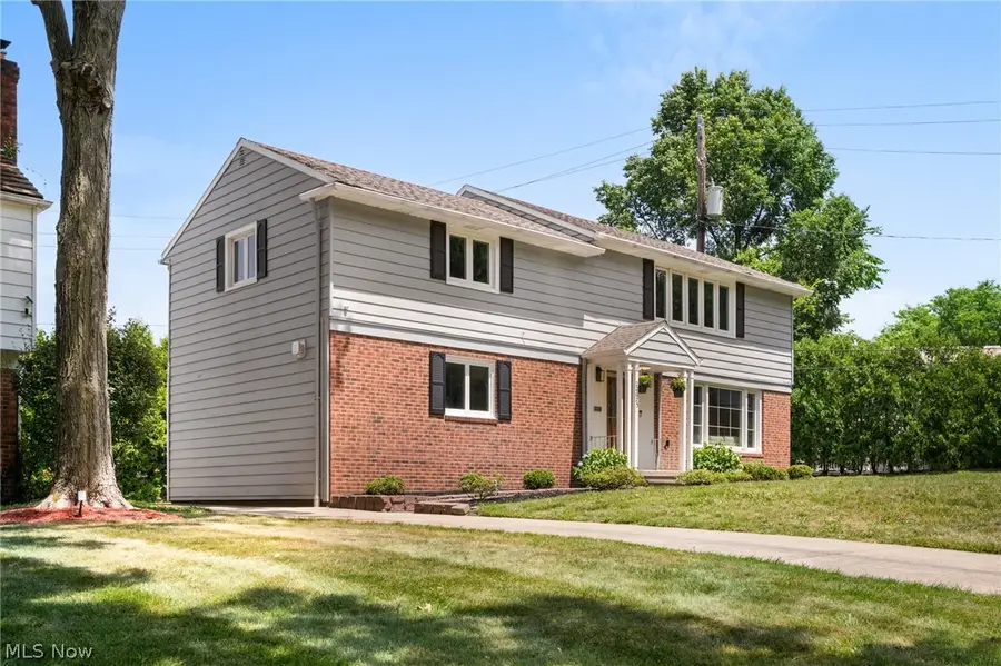 22625 Rye Road, Shaker Heights, OH 44122 - #3