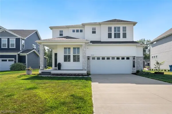 6522 Daisy Lane, Olmsted Twp, OH 44138