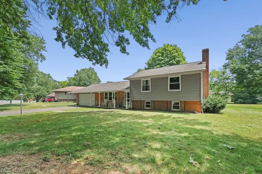 13166 Meadow Ne Street, Alliance, OH 44601 - #2