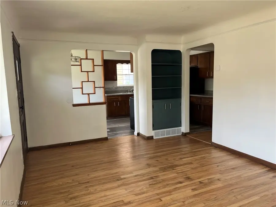 12813 Lena Avenue, Cleveland, OH 44135 - #2