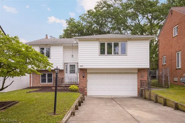 5837 Wickfield Drive, Parma Heights, OH 44130