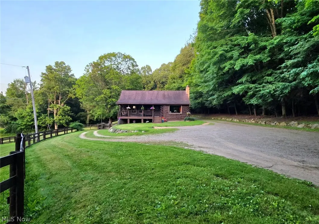 10550 Vaughn Road, Mantua, OH 44255 - #1