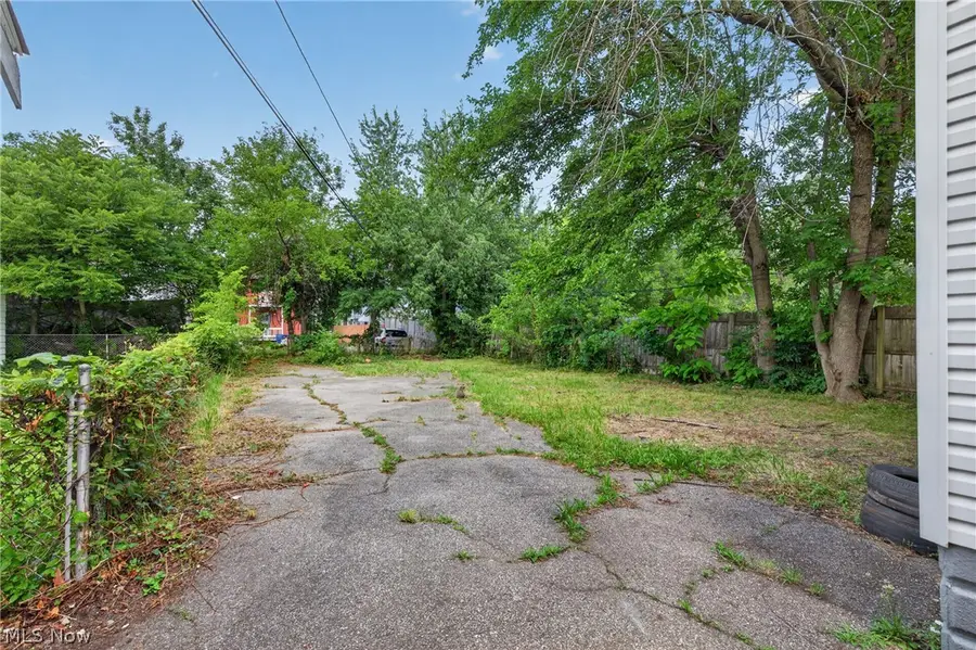 3194 E 132nd Street, Cleveland, OH 44120 - #3