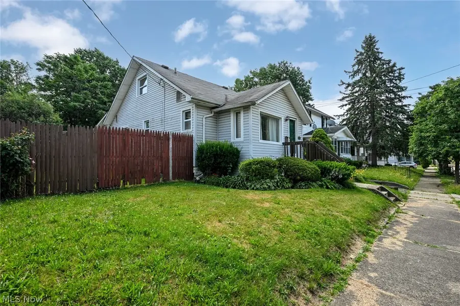 1253 Dietz Avenue, Akron, OH 44301 - #2
